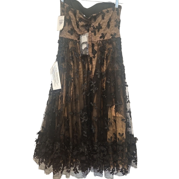 Dress The Population Lace Floral 3D Appliqué Strapless Cocktail Midi Black Dress - Picture 8 of 13